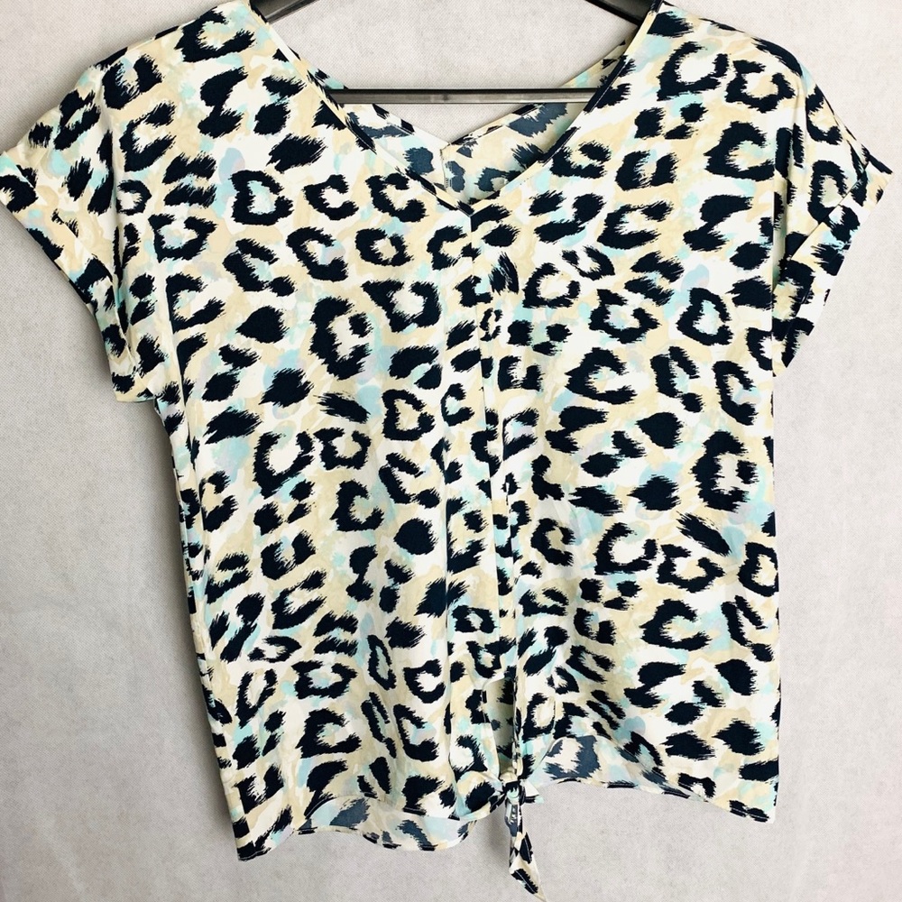 Juicy Couture Leopard Print Tie Front Top Size XL